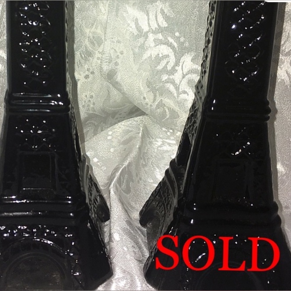 ~Brand New Set of 2 Eiffel Tower candle holders~